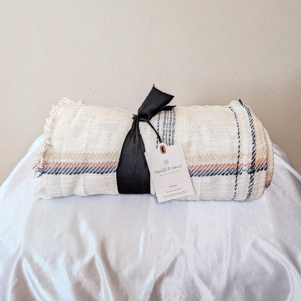 New Hearth & Hand with Magnolia Textured Stripe Fringe Throw Blanket Cream 50x60